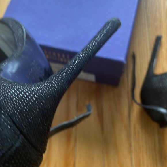Stuart Weitzman Nudist - Black Goosebump size 8 - Picture 2 of 4